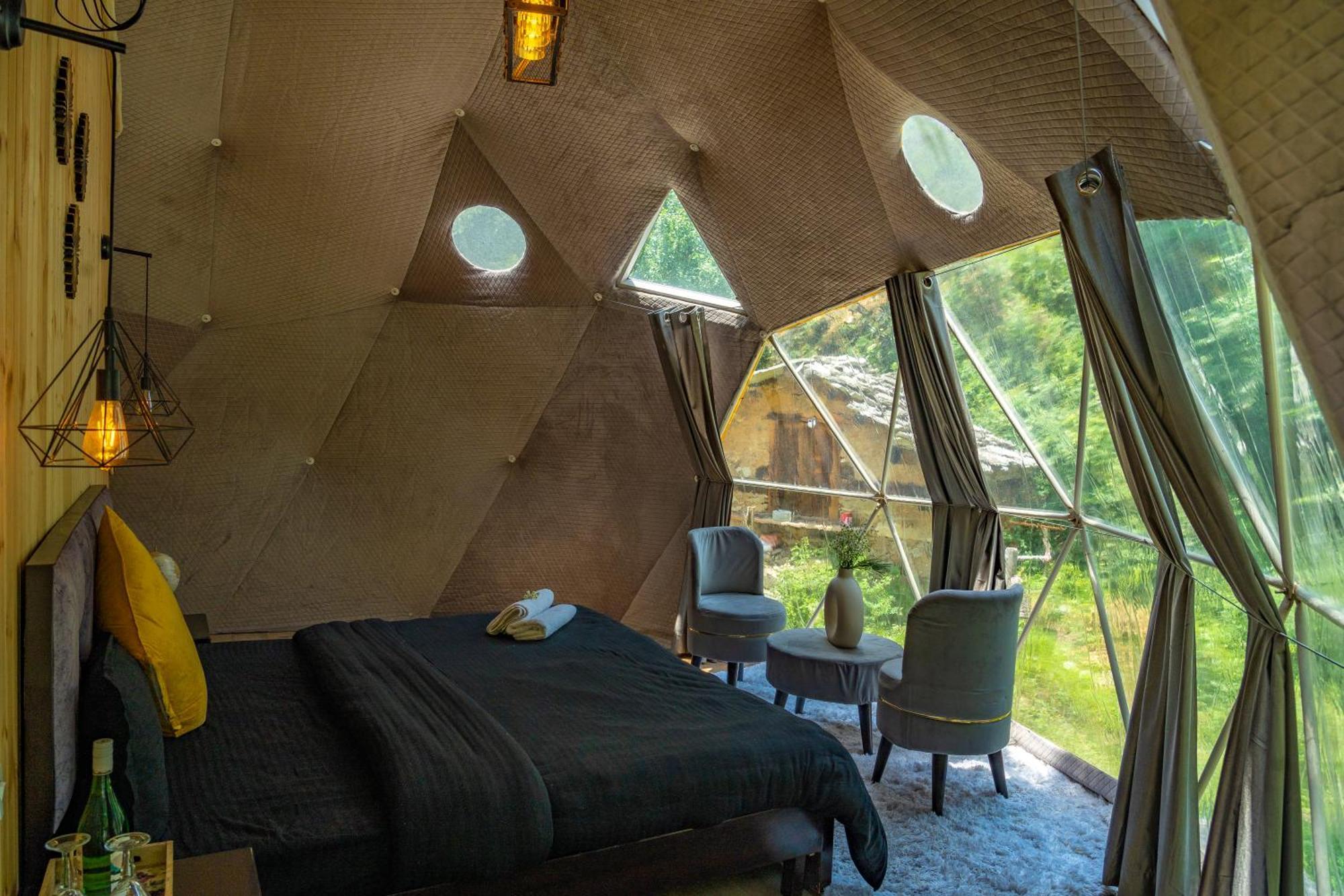 Whoopers Boutique Resort Jibhi Kültér fotó