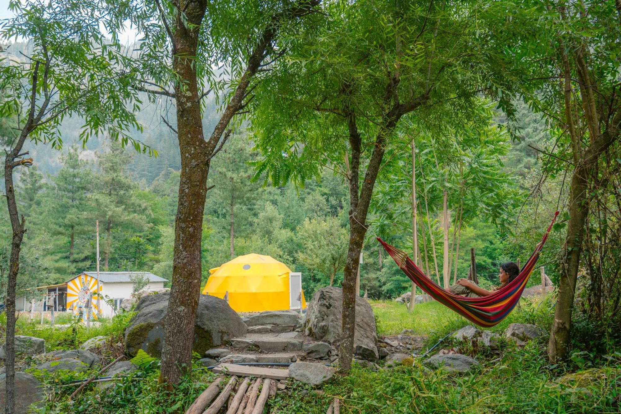 Whoopers Boutique Resort Jibhi Kültér fotó