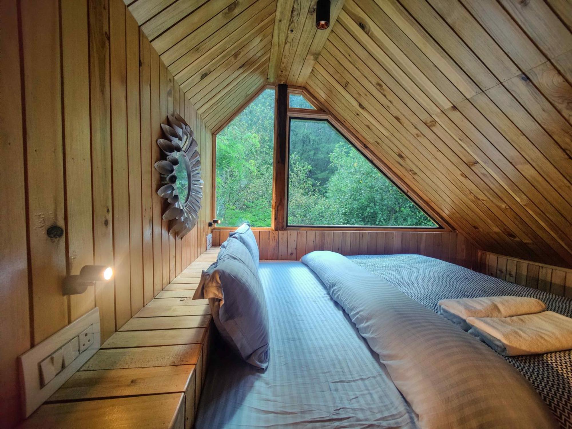 Whoopers Boutique Resort Jibhi Kültér fotó